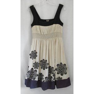 Lithe Pagoda Petal Smocked Summer Dress Size 4